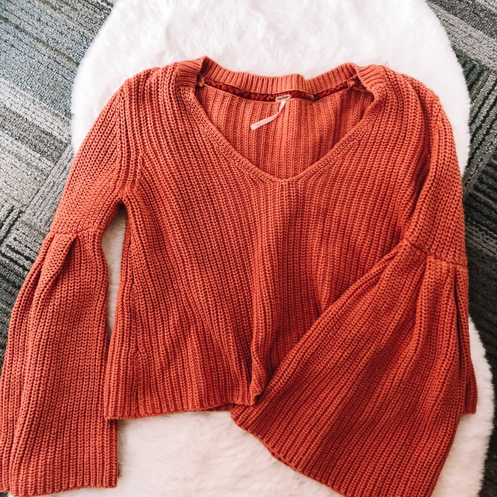 Free People Sweater!! - Picture 6 of 7